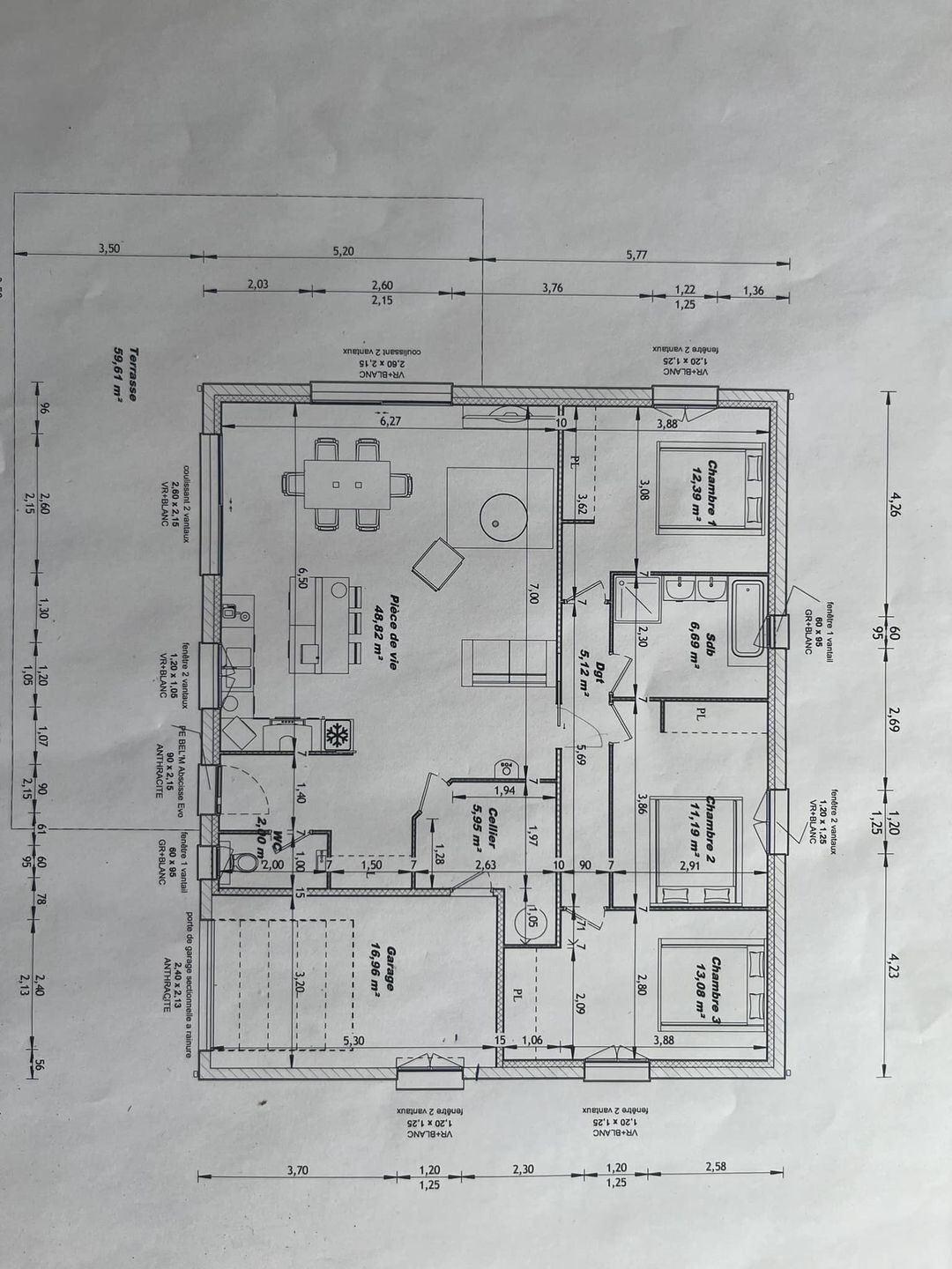 Bonsoir 
 Pourriez-vous me donner vos idées de placard pour la chambre numéro 3 